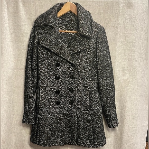 GUESS grey & black wool coat w/faux leather, zipper, and ruffle details. XS - Picture 3 of 15